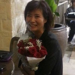 Meet your Posher, Moon